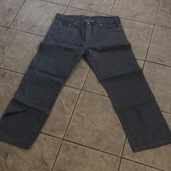 Levi pants - Picture 1 of 3